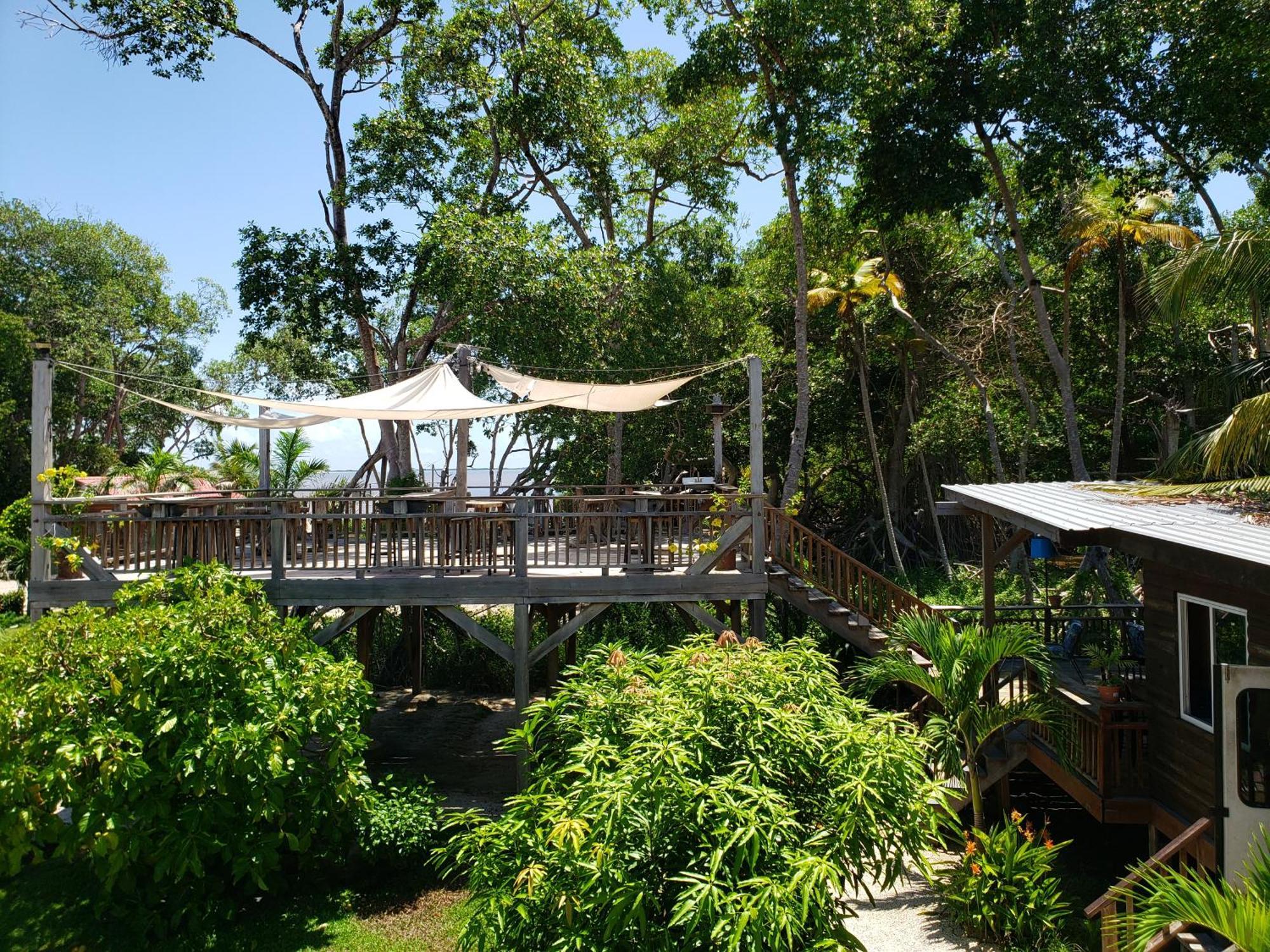 Seaside Chateau Resort Belize City Exterior foto